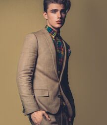 Matthew Pollock - American Model 622dbe850c97a.jpg