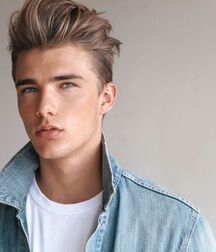 Matthew Pollock - American Model 622dbe8eec92f.jpg