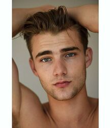 Matthew Pollock - American Model 622dbeb5ab78f.jpg