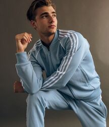 Matthew Pollock - American Model 622dbef937162.jpg