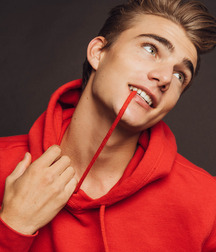 Matthew Pollock - American Model 622dbf6385b43.jpg