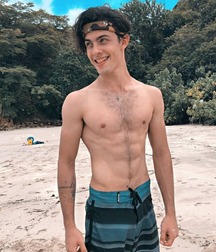 KENDALL MASOLVA - COSTA RICAN MALE MODEL 62442c3fad2f0.jpg