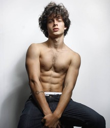 KENDALL MASOLVA - COSTA RICAN MALE MODEL 62442c6a93682.jpg