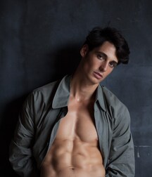Manuel Seco - Model From Spain 624952c8ec77f.jpg