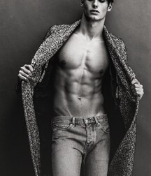 Manuel Seco - Model From Spain 624952cd248eb.jpg