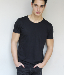 Manuel Seco - Model From Spain 624952f4d356a.jpg