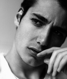 Manuel Seco - Model From Spain 6249530800d40.jpg