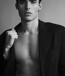 MATHEUS AMARO - BRAZILIAN MODEL 625b930537992.jpg