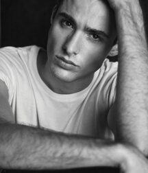 MATHEUS AMARO - BRAZILIAN MODEL 625b9310cf106.jpg