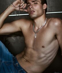 MATHEUS AMARO - BRAZILIAN MODEL 625b9312a2545.jpg