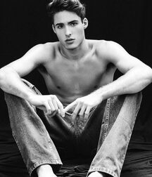 MATHEUS AMARO - BRAZILIAN MODEL 625b93266cc87.jpg
