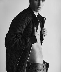 MATHEUS AMARO - BRAZILIAN MODEL 625b933476edb.jpg
