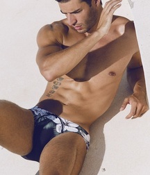 CARLOS GOMEZ - FASHION MODEL SPANISH 62615c8ee9df8.jpg