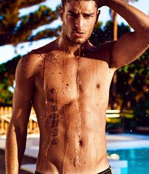 CARLOS GOMEZ - FASHION MODEL SPANISH 62615ca440dd6.jpg