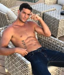 CARLOS GOMEZ - FASHION MODEL SPANISH 62615cbf5baca.jpg