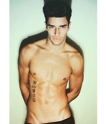 CARLOS GOMEZ - FASHION MODEL SPANISH 62615cd4b4bc1.jpg