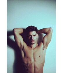 CARLOS GOMEZ - FASHION MODEL SPANISH 62615cd679d99.jpg