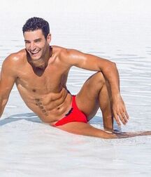 CARLOS GOMEZ - FASHION MODEL SPANISH 62615d05363de.jpg