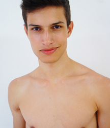 LUCAS QUEIROZ - BRAZILIAN MODEL 6262a690c0677.jpg