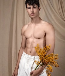 LUCAS QUEIROZ - BRAZILIAN MODEL 6262a7260d00d.jpg