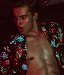 LUCAS QUEIROZ - BRAZILIAN MODEL 6262a7551e0b4.jpg
