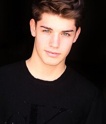FEDE NARANJO - SPANISH MALE MODEL 62636b73c6cc7.jpg