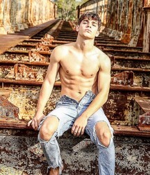 FEDE NARANJO - SPANISH MALE MODEL 62636ba50b4ea.jpg