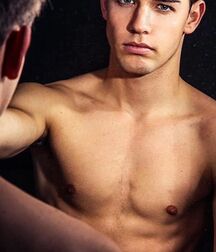 FEDE NARANJO - SPANISH MALE MODEL 62636bb213b0e.jpg