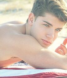 FEDE NARANJO - SPANISH MALE MODEL 62636bbd7b950.jpg