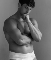 JOSH IVORY - BRITISH MALE MODEL 6263c54fa9b7e.jpg