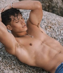 JOSH IVORY - BRITISH MALE MODEL 6263c57b42f8b.jpg