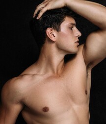 JOSH IVORY - BRITISH MALE MODEL 6263c5ae0879e.jpg