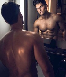 JOSH IVORY - BRITISH MALE MODEL 6263c5b74698d.jpg