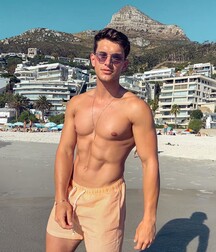 JOSH IVORY - BRITISH MALE MODEL 6263c5b94da81.jpg