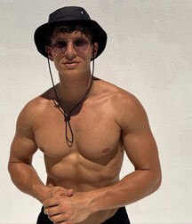 JOSH IVORY - BRITISH MALE MODEL 6263c5f629dd6.jpg