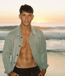 JOSH IVORY - BRITISH MALE MODEL 6263c6066aec8.jpg