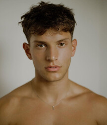 JOSH IVORY - BRITISH MALE MODEL 6263c60d30a63.jpg