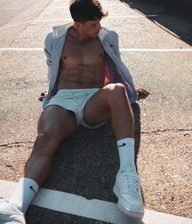 JOSH IVORY - BRITISH MALE MODEL 6263c610015d3.jpg