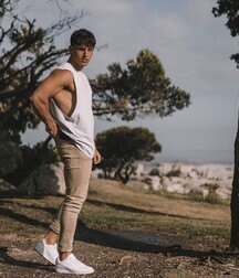 JOSH IVORY - BRITISH MALE MODEL 6263c61f64fd3.jpg