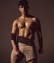 JOSH IVORY - BRITISH MALE MODEL 6263c623412ec.jpg