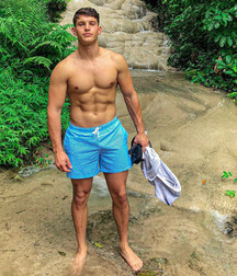 JOSH IVORY - BRITISH MALE MODEL 6263c62b056c2.jpg