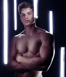 JOSH IVORY - BRITISH MALE MODEL 6263c6372e8f2.jpg