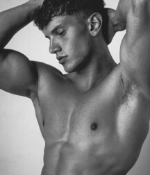 JOSH IVORY - BRITISH MALE MODEL 6263c63917f3d.jpg