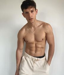 JOSH IVORY - BRITISH MALE MODEL 6263c6aba6f11.jpg