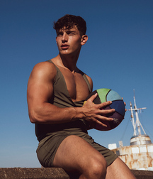 JOSH IVORY - BRITISH MALE MODEL 6263c6b32b942.jpg