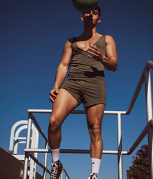 JOSH IVORY - BRITISH MALE MODEL 6263c6b526749.jpg
