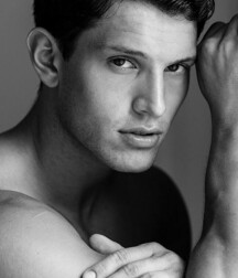 JOSH IVORY - BRITISH MALE MODEL 6263c6ce92d4d.jpg