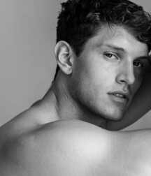 JOSH IVORY - BRITISH MALE MODEL 6263c6d264721.jpg