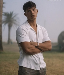 JOSH IVORY - BRITISH MALE MODEL 6263c6fe346ef.jpg