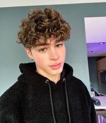 PIERRE BOO - TIKTOK STAR FROM FRANCE  6263c77e88072.jpg
